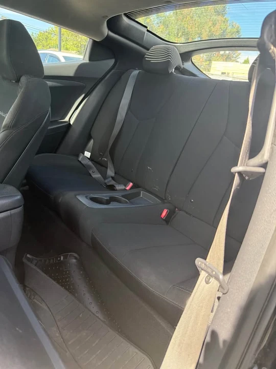 2017 Hyundai Veloster - Image 9 of 11