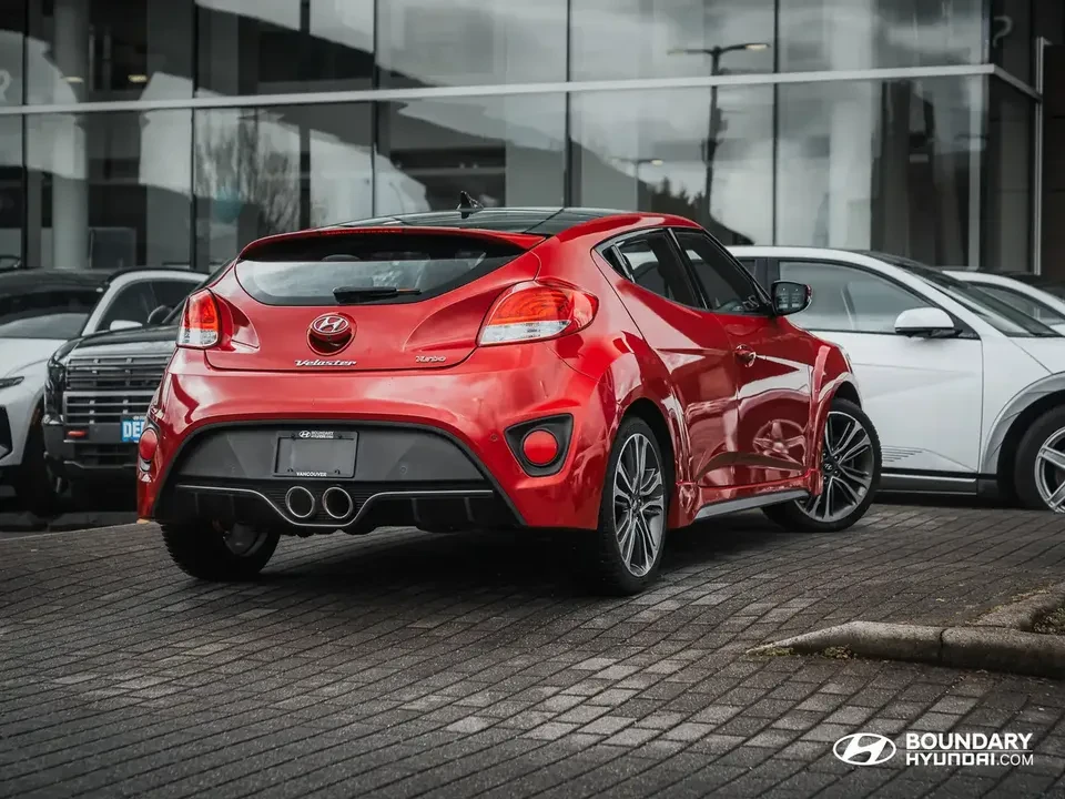 2017 Hyundai Veloster - Image 5 of 18