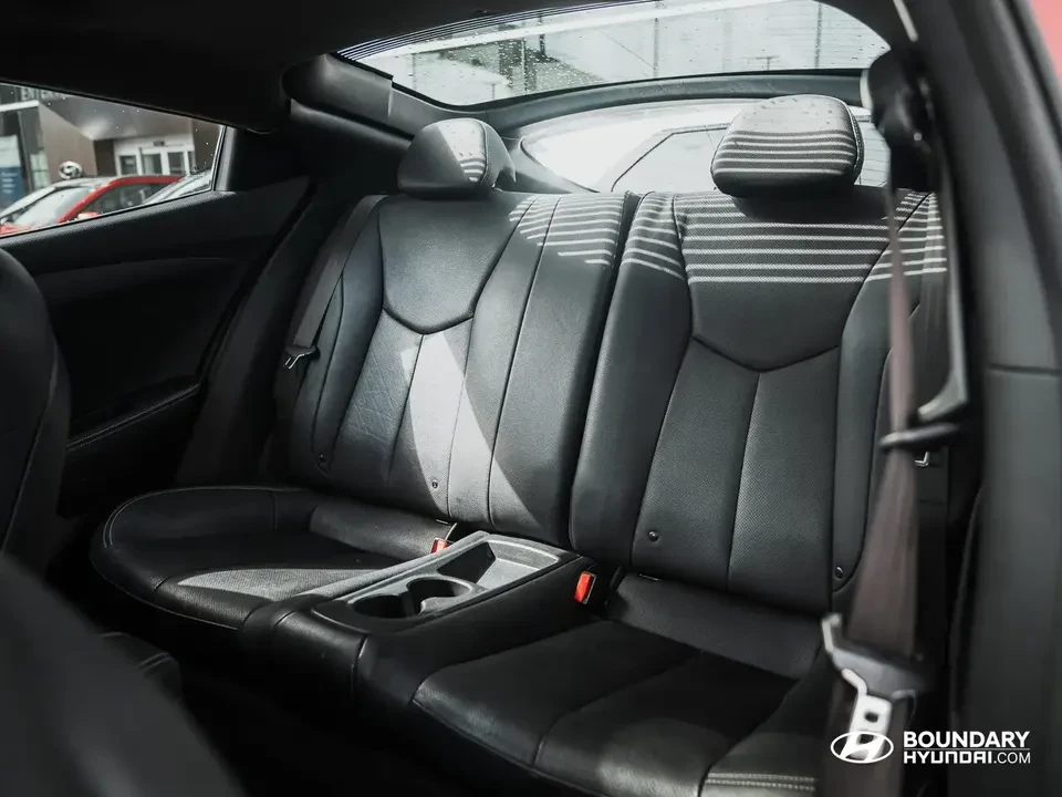 2017 Hyundai Veloster - Image 17 of 18
