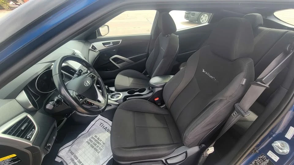 2017 Hyundai Veloster - Image 9 of 14