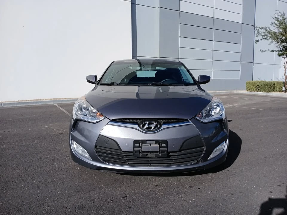 2017 Hyundai Veloster - Image 2 of 13