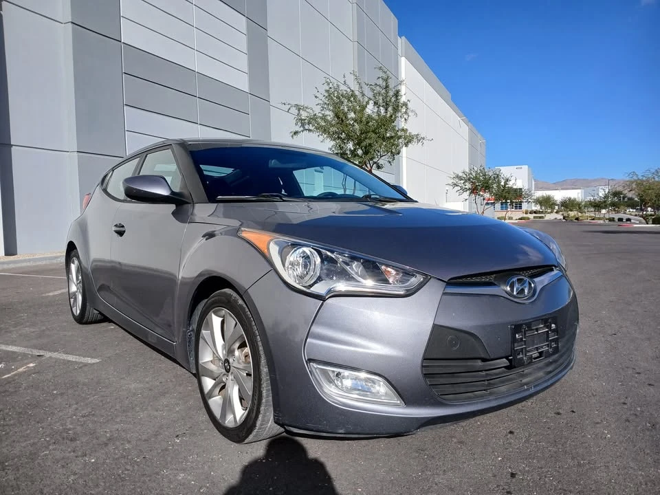 2017 Hyundai Veloster - Image 3 of 13