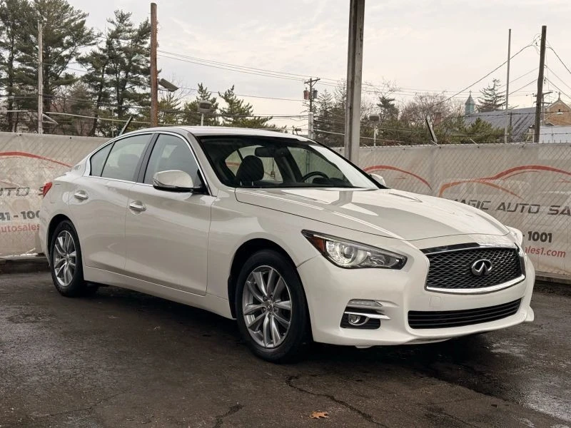 2017 Infiniti Q50 - Image 6 of 12