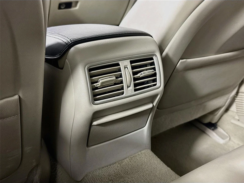 2017 Infiniti Q50 - Image 19 of 31