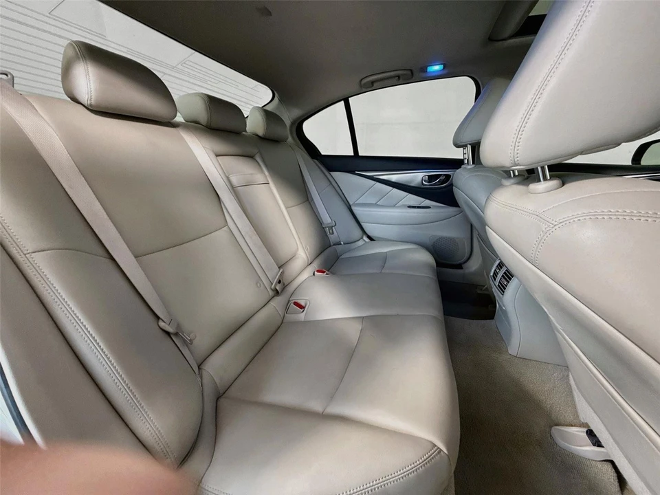 2017 Infiniti Q50 - Image 22 of 31