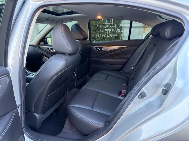 2017 Infiniti Q50 - Image 9 of 12