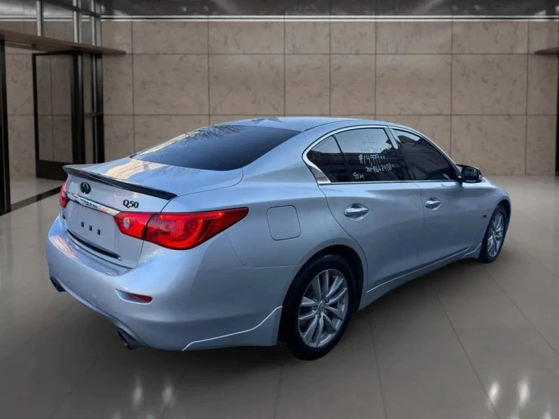 2017 Infiniti Q50 - Image 4 of 12