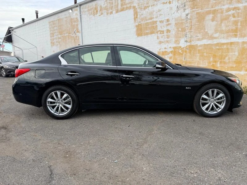 2017 Infiniti Q50 - Image 4 of 12