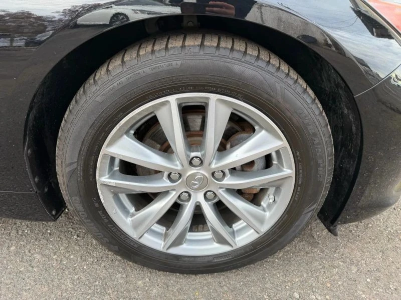 2017 Infiniti Q50 - Image 9 of 12