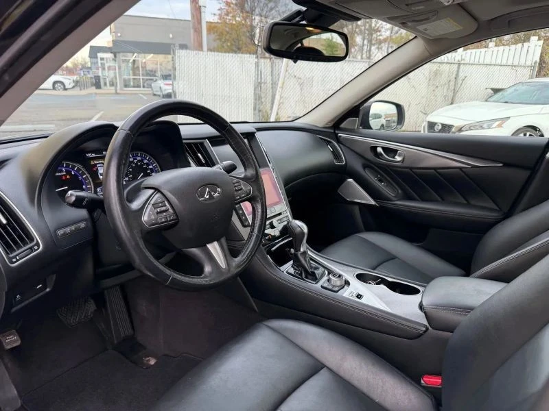 2017 Infiniti Q50 - Image 10 of 12
