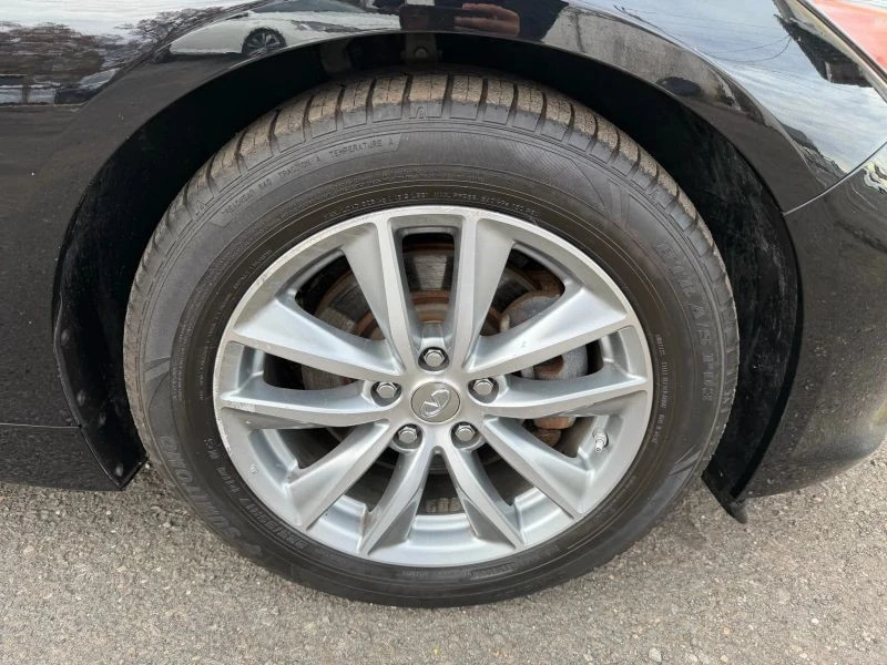2017 Infiniti Q50 - Image 9 of 12