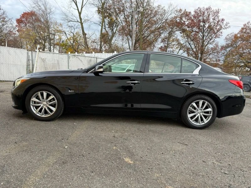 2017 Infiniti Q50 - Image 8 of 12