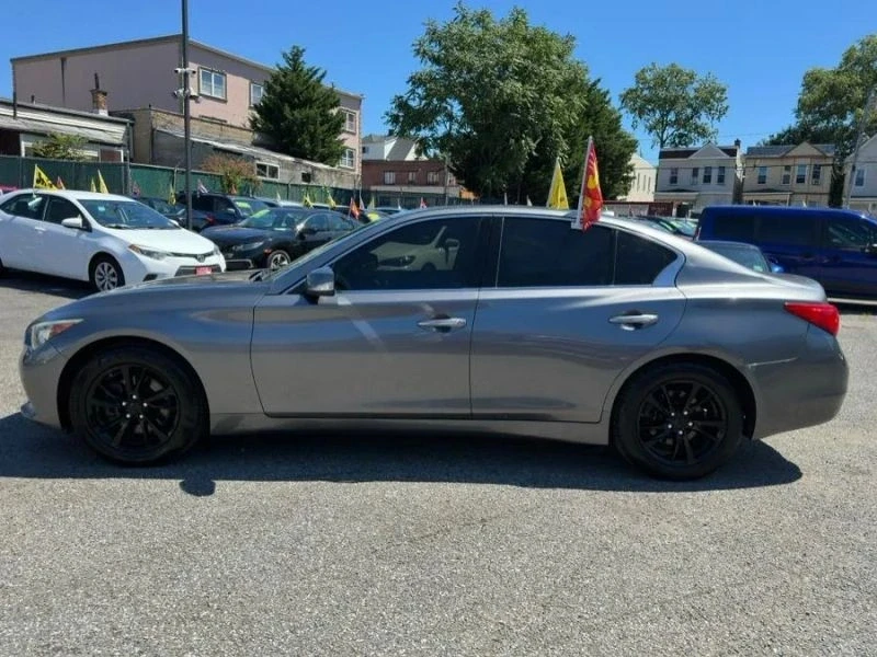 2017 Infiniti Q50 - Image 8 of 12