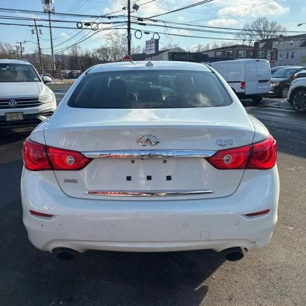 2017 Infiniti Q50 - Image 7 of 12