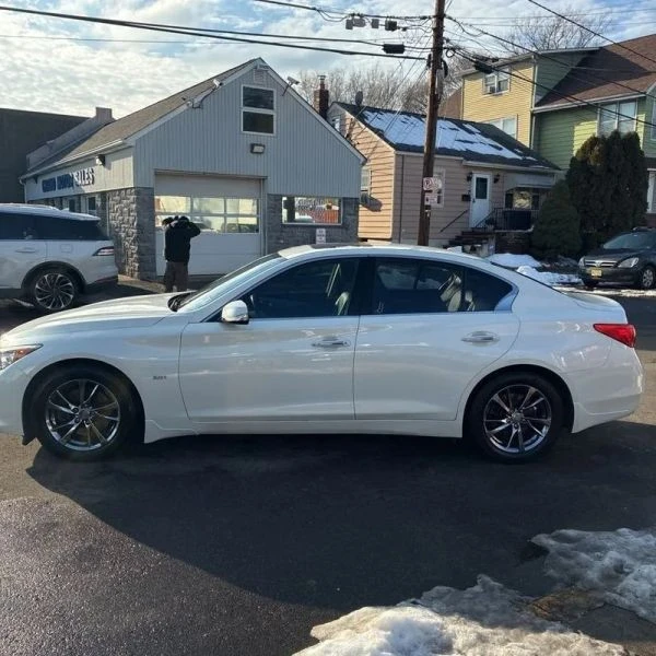 2017 Infiniti Q50 - Image 3 of 12