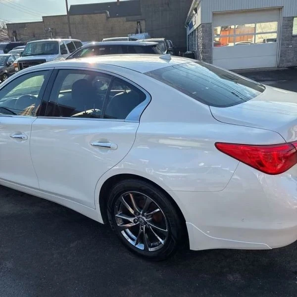 2017 Infiniti Q50 - Image 6 of 12