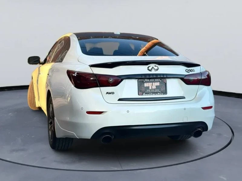 2017 Infiniti Q50 - Image 4 of 12