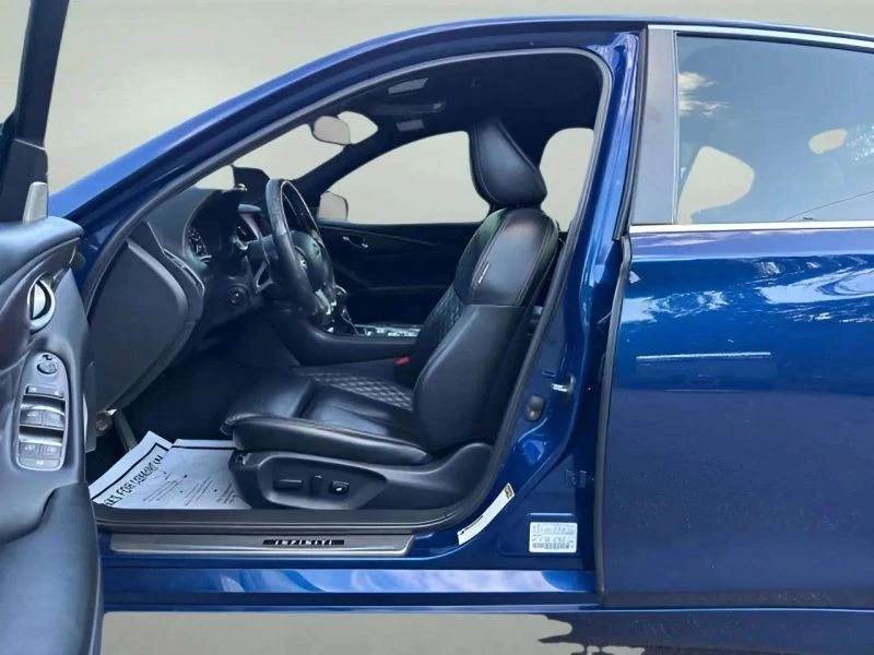 2017 Infiniti Q50 - Image 10 of 12