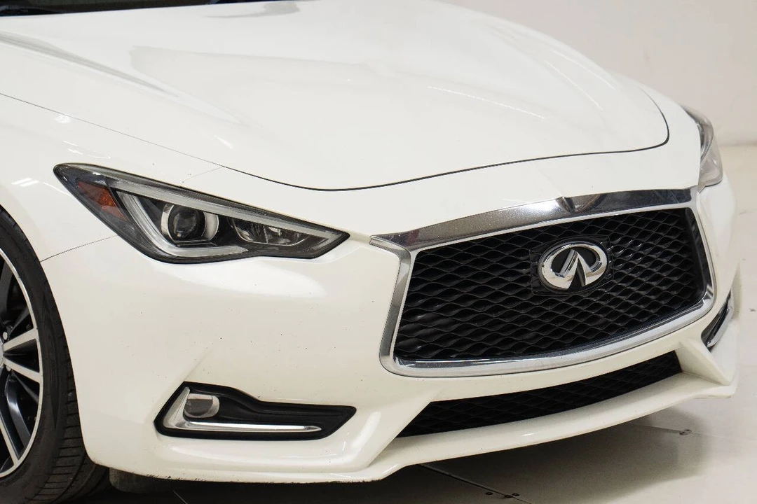 2017 Infiniti Q60 - Image 9 of 12