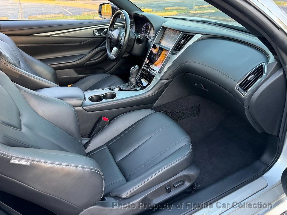 2017 Infiniti Q60 - Image 9 of 12