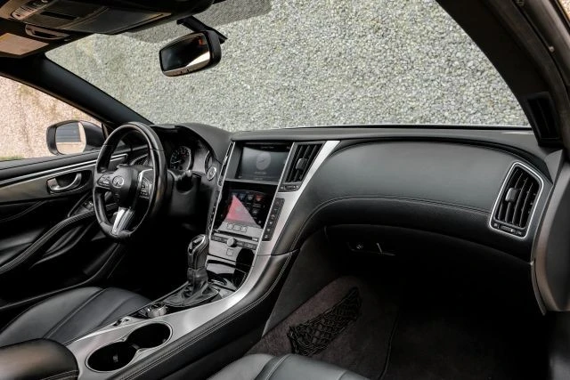 2017 Infiniti Q60 - Image 15 of 21