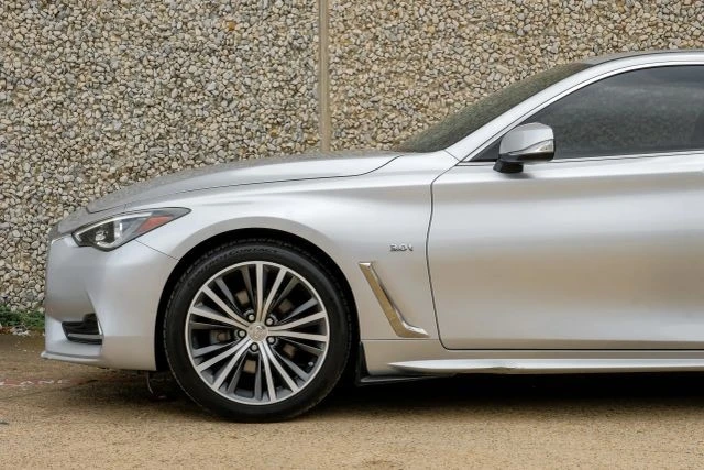 2017 Infiniti Q60 - Image 13 of 21