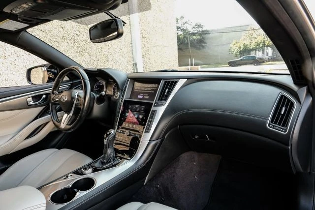 2017 Infiniti Q60 - Image 16 of 21