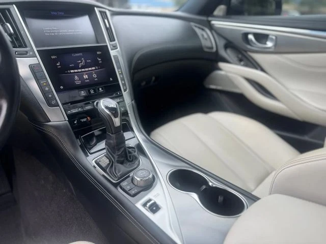 2017 Infiniti Q60 - Image 10 of 21