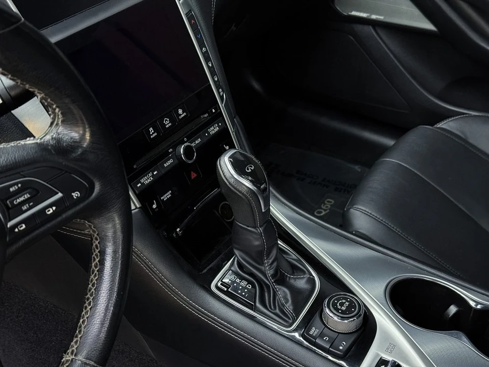 2017 Infiniti Q60 - Image 15 of 21