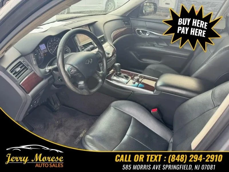 2017 Infiniti M/Q70 4th Gen - Image 9 of 12
