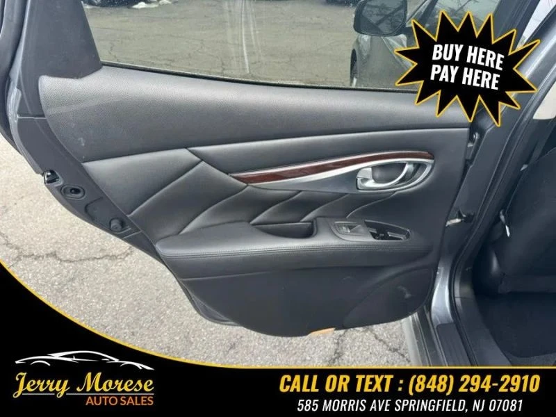 2017 Infiniti M/Q70 4th Gen - Image 11 of 12