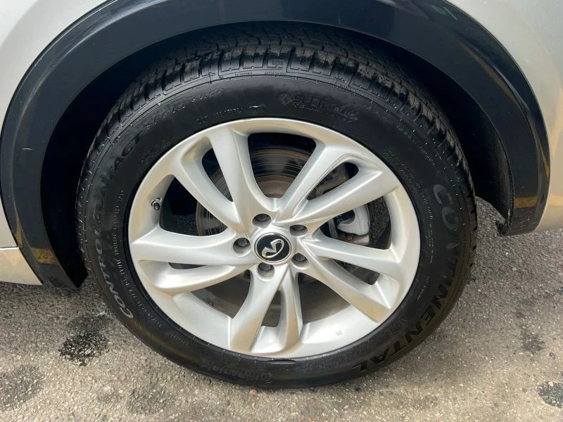 2017 Infiniti QX30 - Image 11 of 12