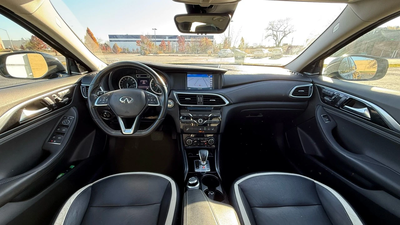 2017 Infiniti QX30 - Image 15 of 21