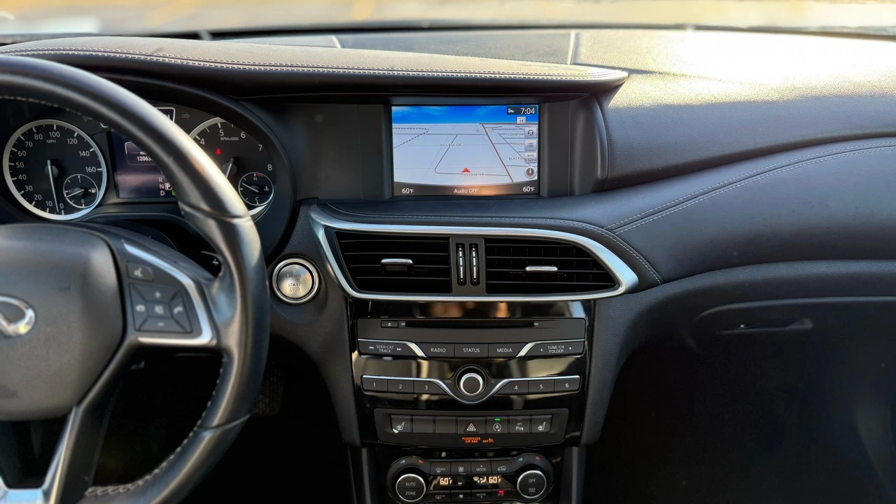 2017 Infiniti QX30 - Image 16 of 21