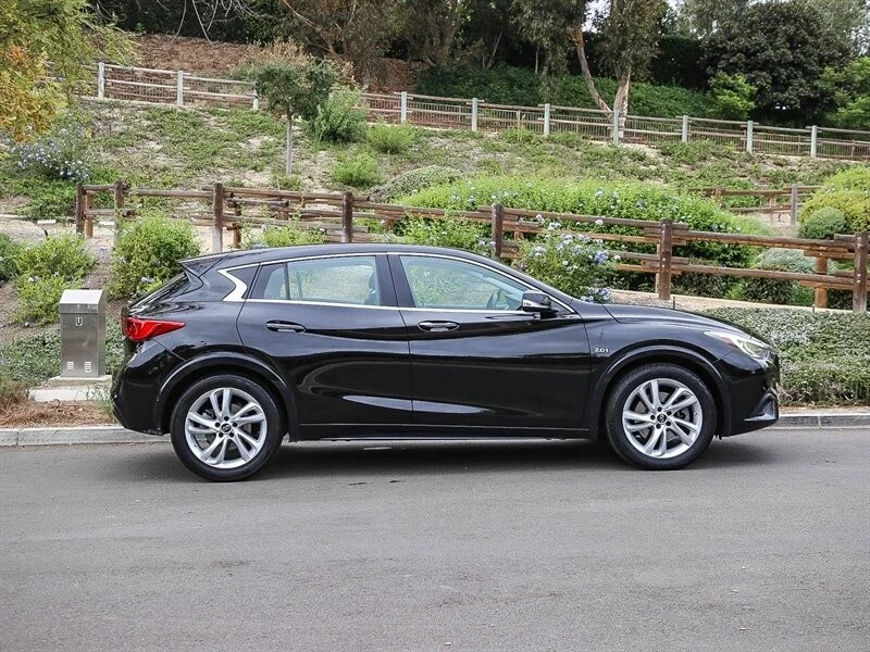 2017 Infiniti QX30 - Image 8 of 21