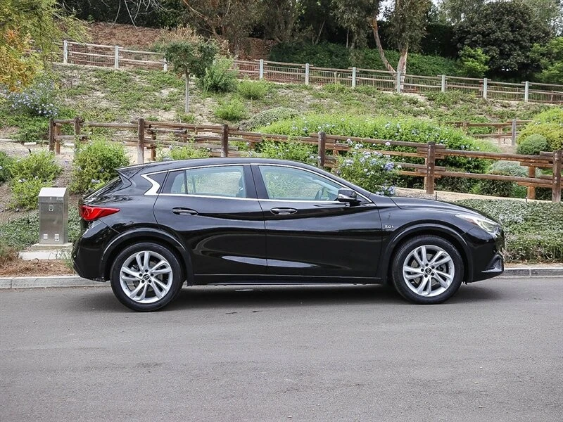 2017 Infiniti QX30 - Image 8 of 21