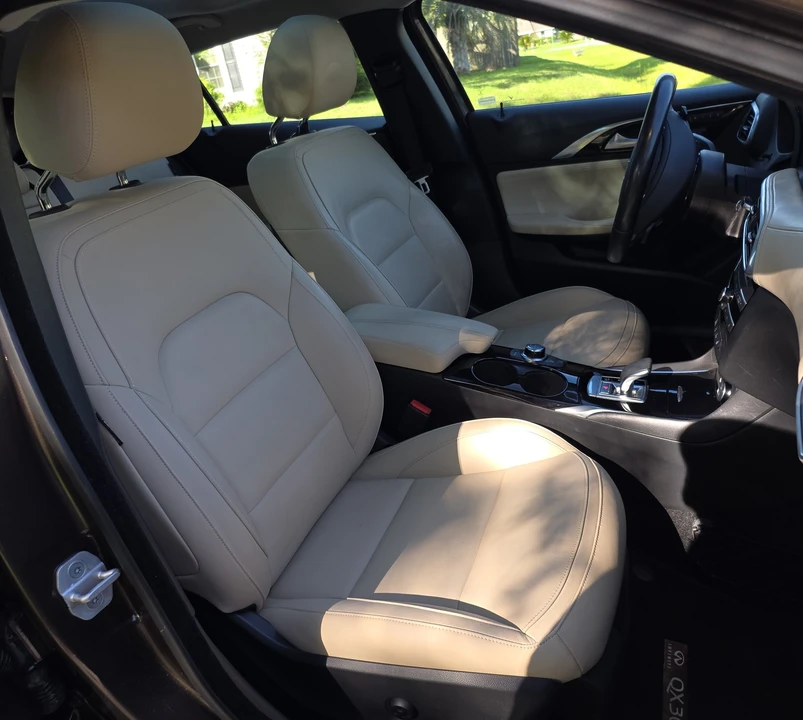 2017 Infiniti QX30 - Image 15 of 18