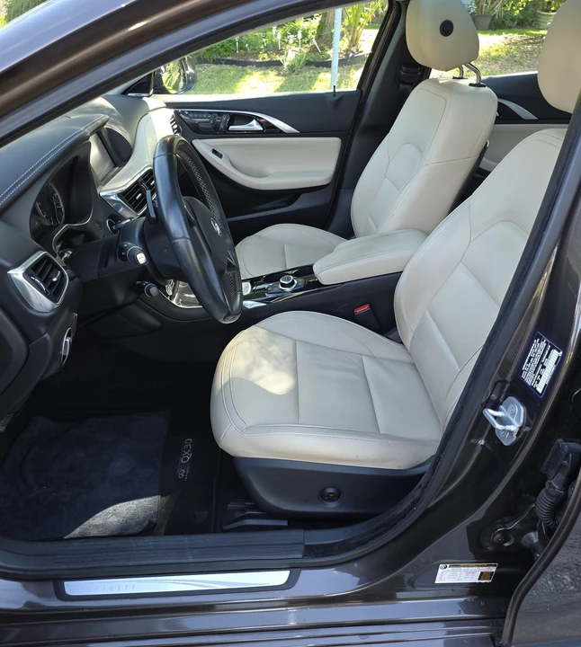 2017 Infiniti QX30 - Image 9 of 18