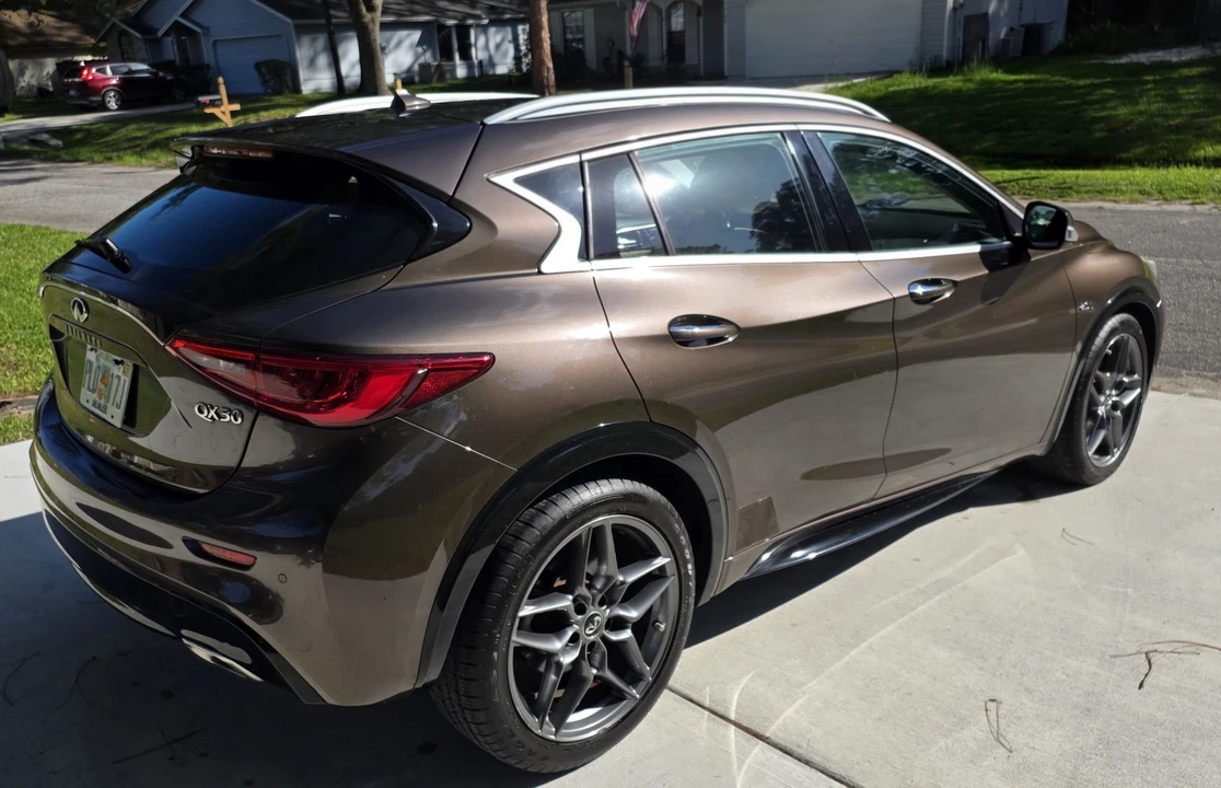 2017 Infiniti QX30 - Image 5 of 18