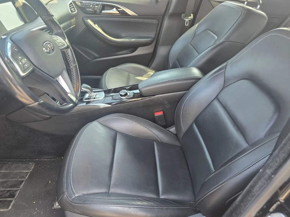 2017 Infiniti QX30 - Image 10 of 21