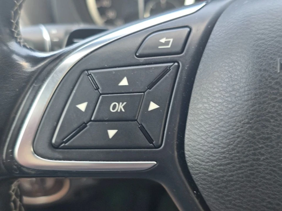 2017 Infiniti QX30 - Image 15 of 21