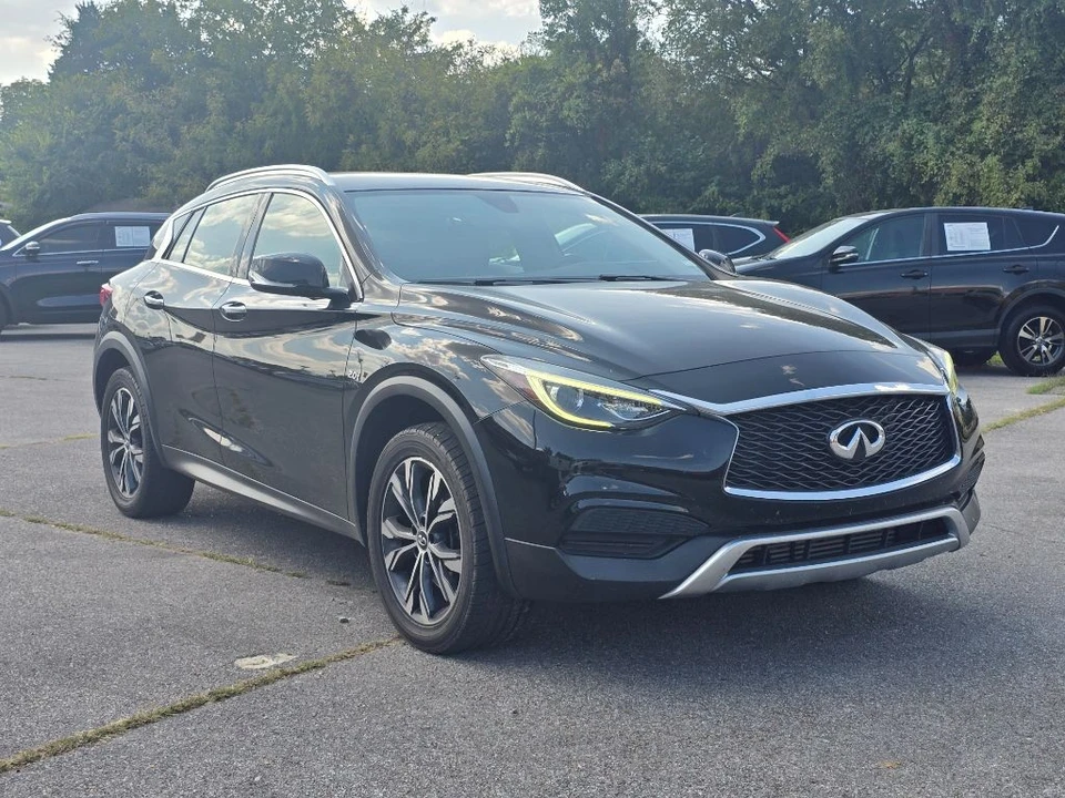 2017 Infiniti QX30 - Image 2 of 21