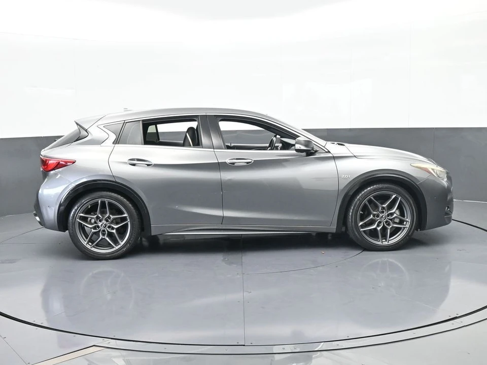 2017 Infiniti QX30 - Image 7 of 12