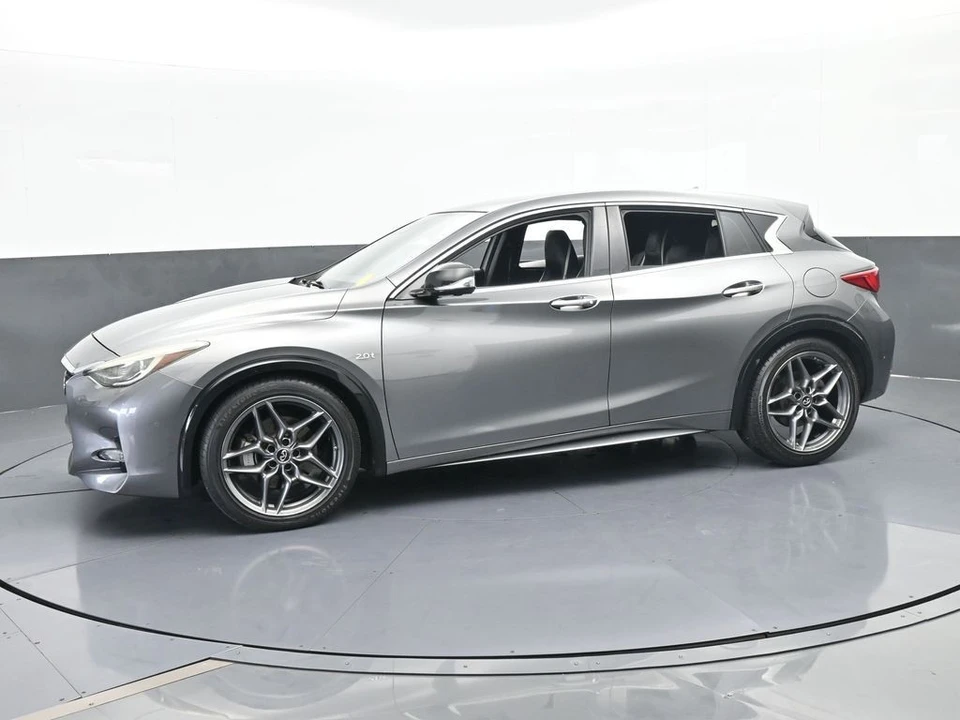 2017 Infiniti QX30 - Image 2 of 12