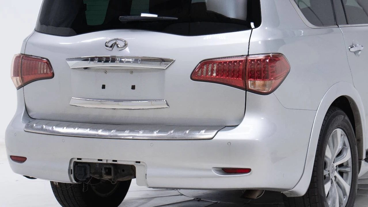 2017 Infiniti QX80 - Image 11 of 12