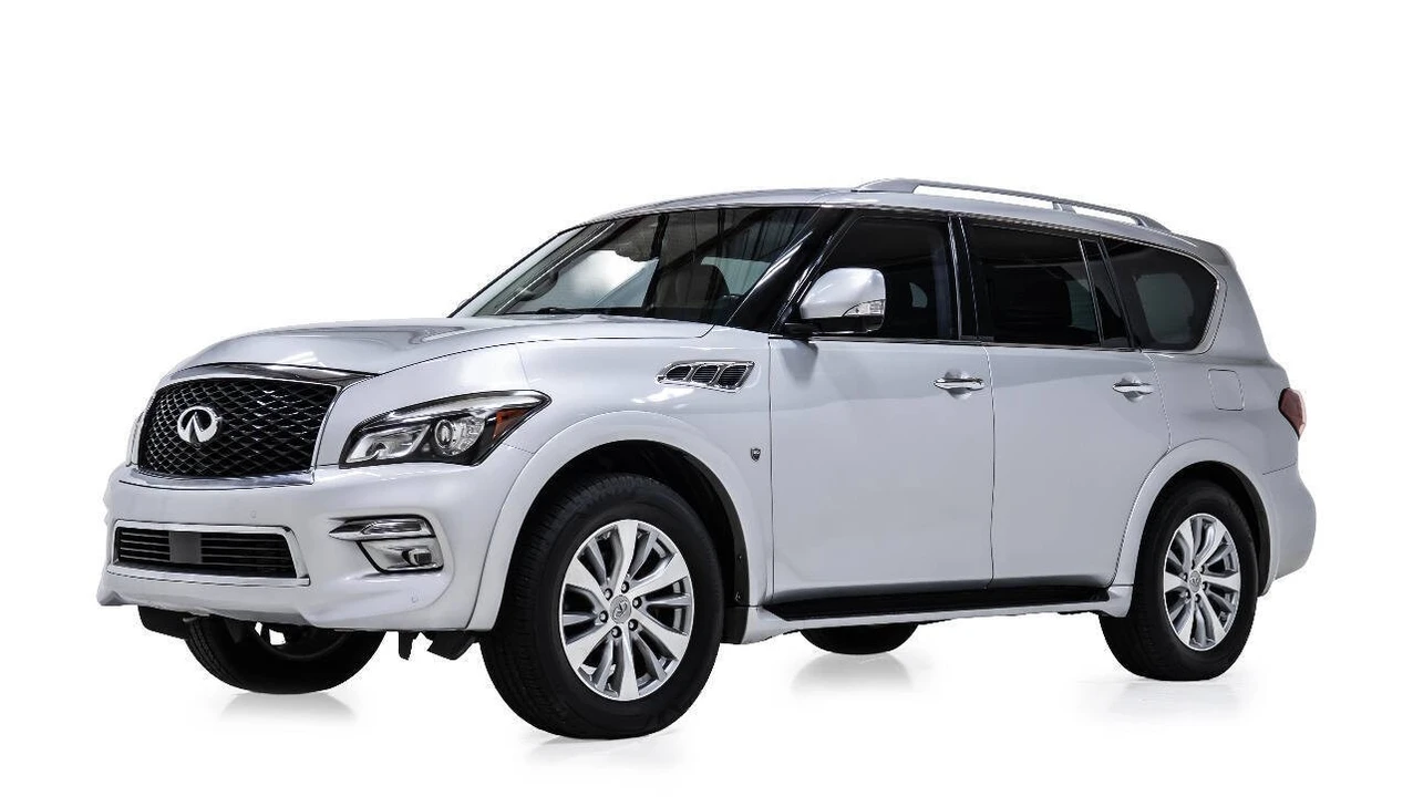 2017 Infiniti QX80 - Image 2 of 12