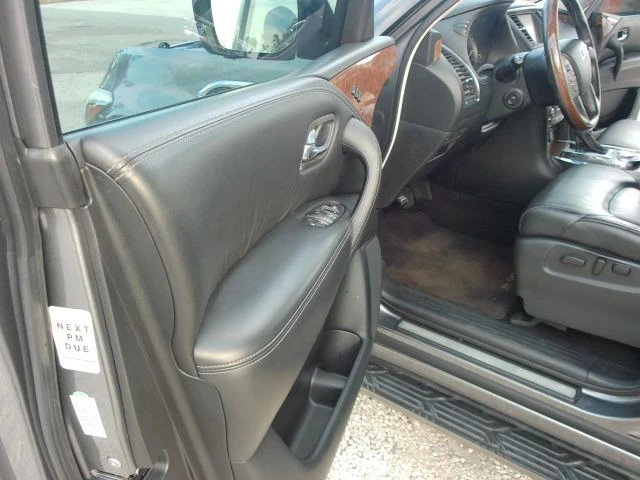2017 Infiniti QX80 - Image 10 of 21