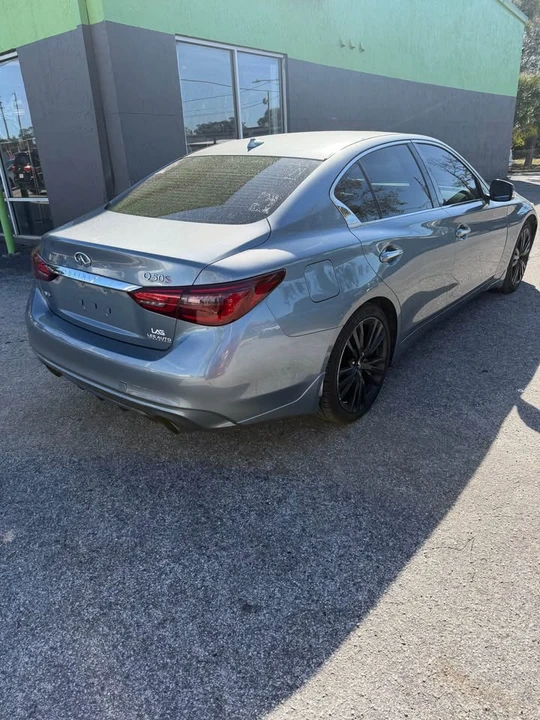 2017 Infiniti Q50 - Image 4 of 12