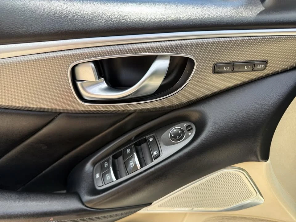 2017 Infiniti Q50 - Image 12 of 20