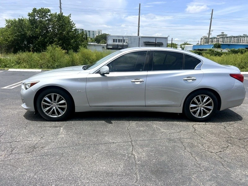 2017 Infiniti Q50 - Image 4 of 24